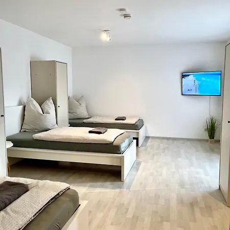 Naehe Audi - Ganze Wohnung, Kueche, Wlan, Terrasse