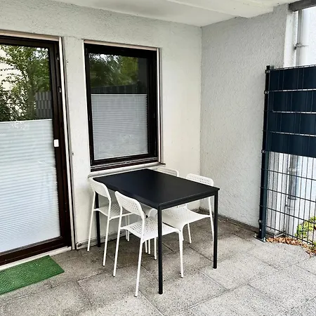 Naehe Audi - Ganze Wohnung, Kueche, Wlan, Terrasse Appartement