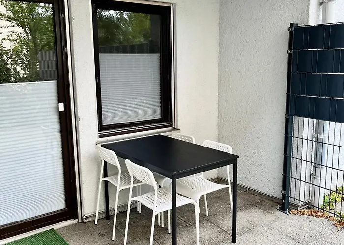 L5 - Ganze Wohnung, Kueche, Bad, Wlan, Terrasse Апартаменты